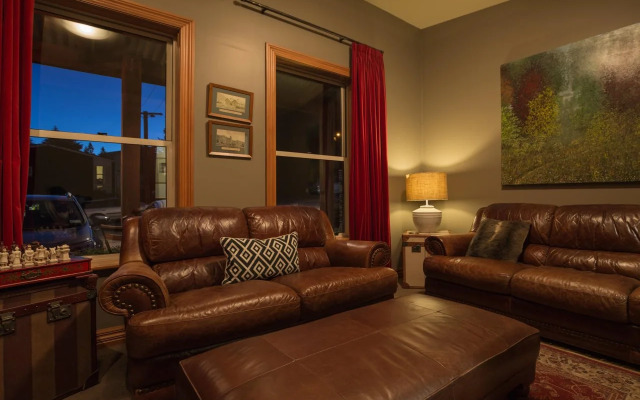 The Dairy Hotel Queenstown, A Naumi Chapter
