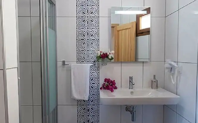 Kumluk Otel