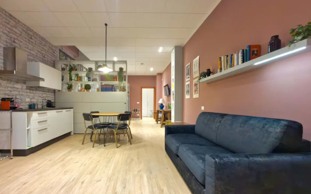 Loft Enrico Modern City pad in Historic Bologna