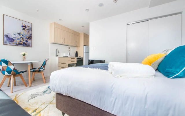 Ehome - Perfect Location - Dream Under Skytower