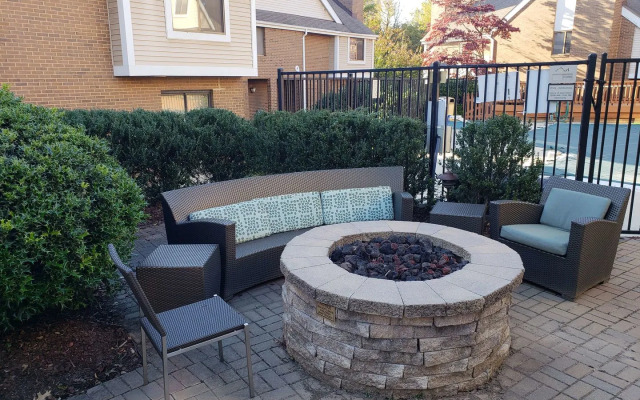Tysons Corner Suites, A Baymont by Wyndham