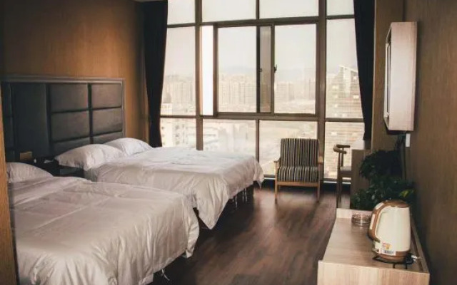 Huaibei Fenglinge Hotel