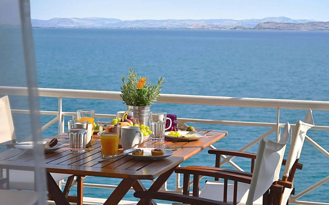 Meli Apartments & Villas