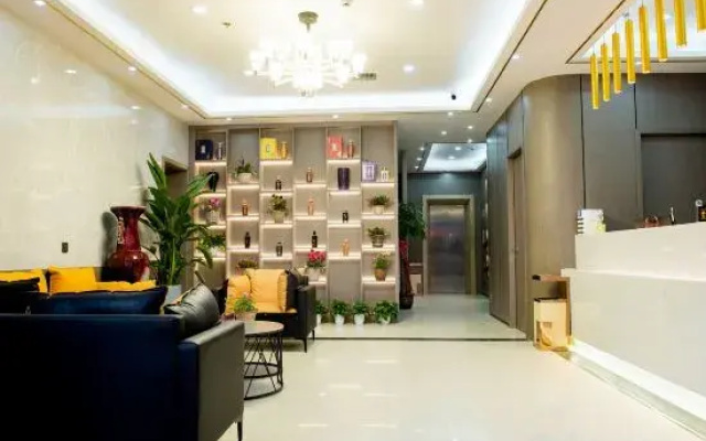 Gumei Hotel (Experimental Middle School Branch), Luohe