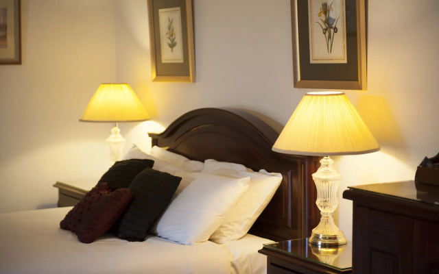 Cobb & Co Court Boutique Hotel