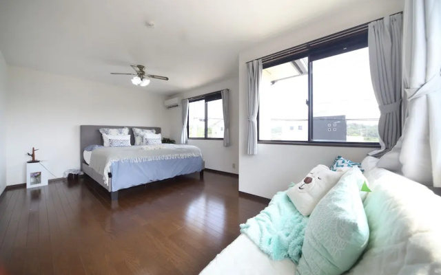 Yomitan Zakimi House