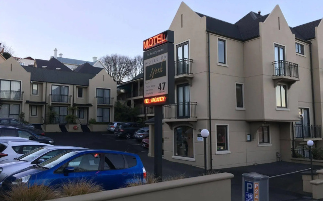 Motel on York