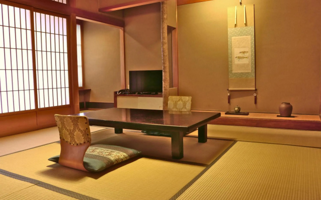 Tsutaya Ryokan