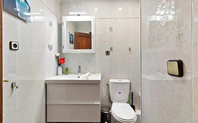 Cozy 3bed Flat With Balcony Close to Plaza España