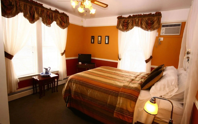 Come From Away B&B Inn