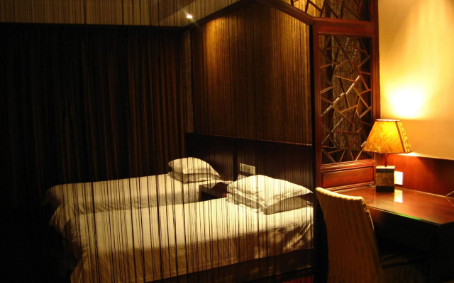 Baolong Homelike Hotel (Youyi Branch)