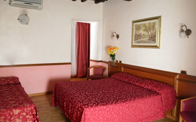 Hotel Santa Prassede комната для гостей