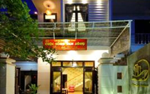 Отель Hoi An Riverlife Homestay вид на фасад