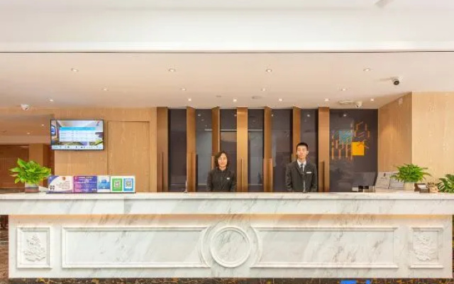 Manchao Hotel (Guangzhou Railway Station Southern Theater General Hospital)
