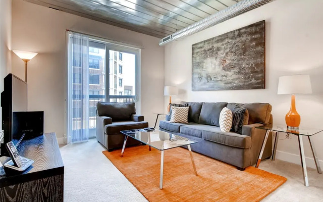 Global Luxury Suites at Whetstone Way