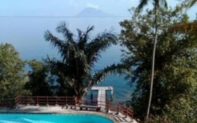Manguni Terrace Resort