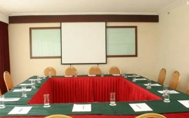 Crystal International Hotel Restaurant