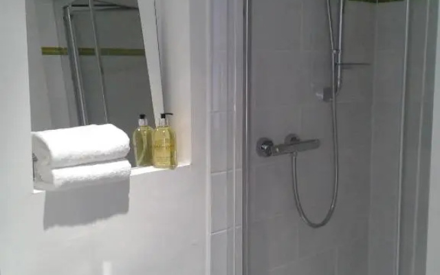 Warwick Market Place Apartment