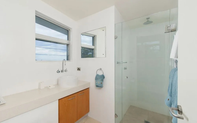 The Penthouse at Little Beach