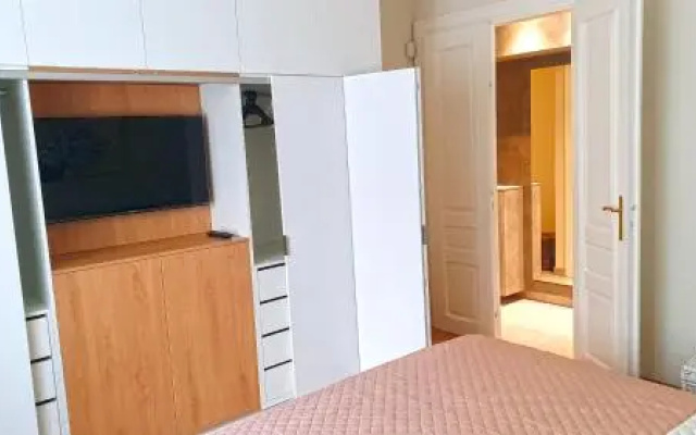 Free Parking- 2bdr Apartment in Wenceslas Square