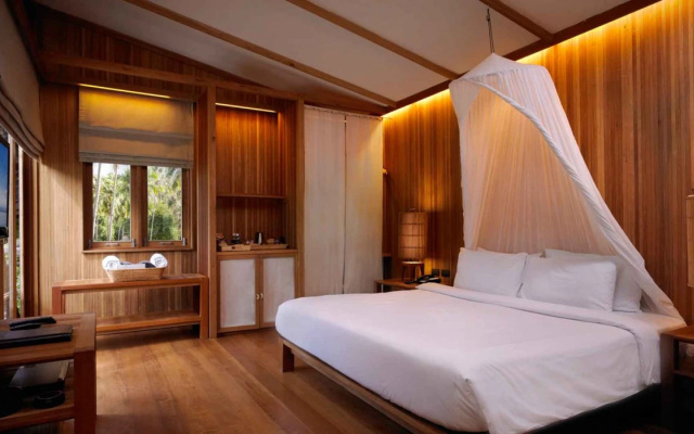 Haadtien Beach Resort