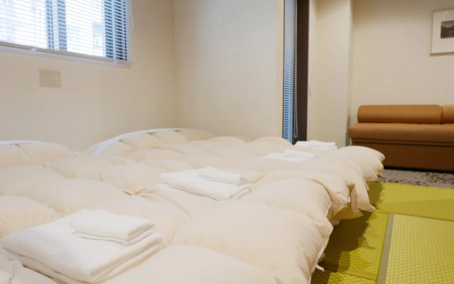 Leisurely Home Namba