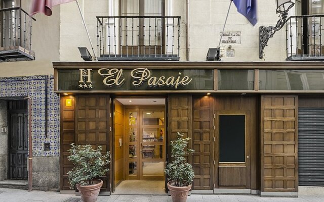Hostel El Pasaje вид на фасад