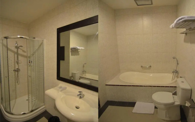 Grand Kanaya Hotel