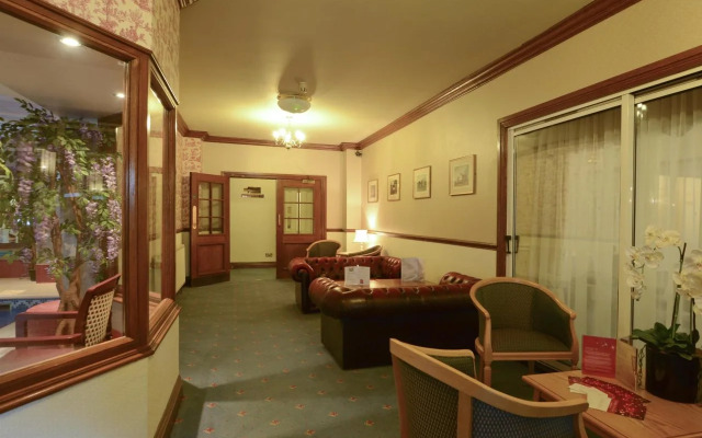 The Crown Hotel