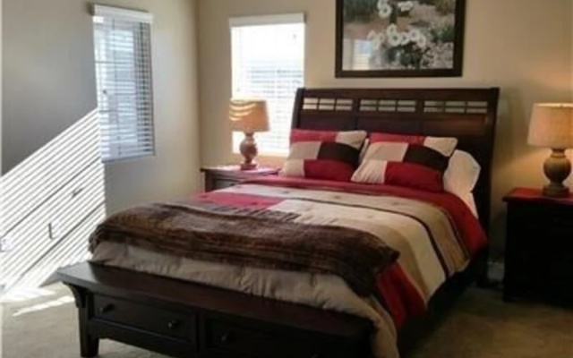 Zion Get-a-way 3 Bedroom Apts