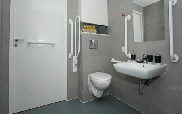 Bright Studios EALING