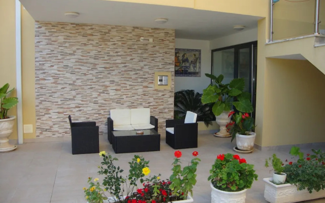 Apartamentos Mantamar II