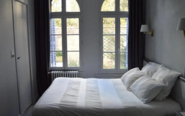 Hôtel Céline (Hôtel de la Gare)