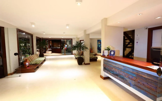 Flamingo Beach - Rede Soberano
