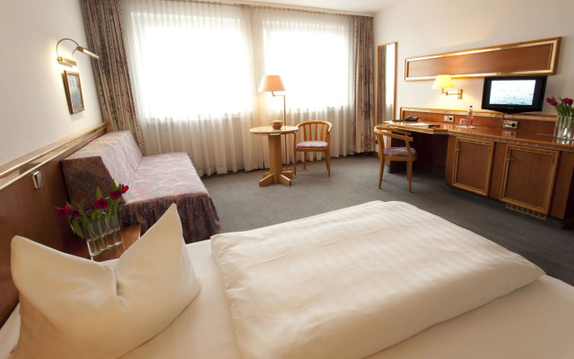 TOP Hotel Post Frankfurt Airport