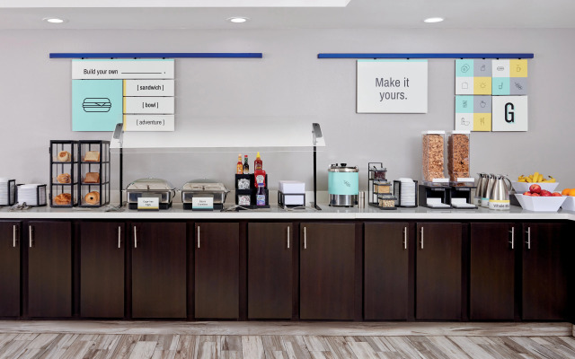 Garner Hotel Mazatlan Beach by IHG