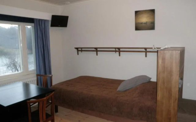 Ceracon Inn