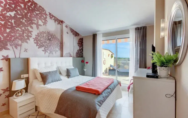 Duplex Apartment in Palau-saverdera