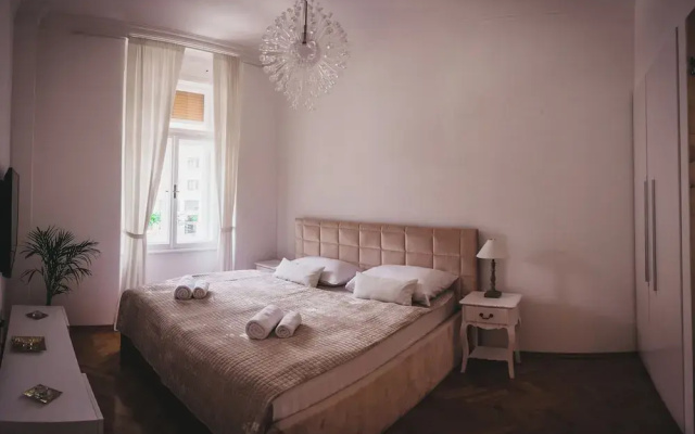 AB Ljubljana Prince Filip Apartment