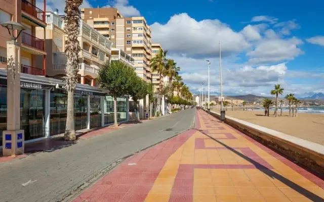 Sea Soul by Fidalsa Frente al mar