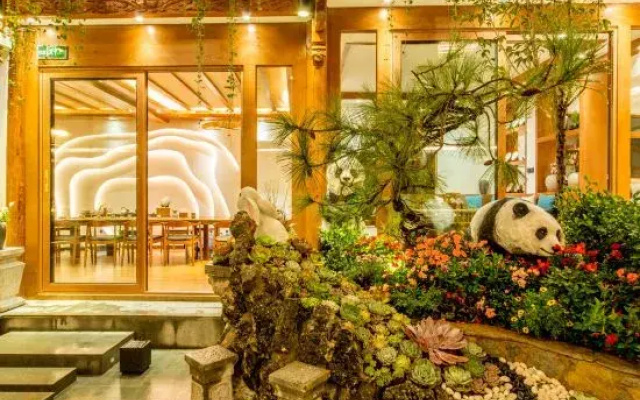 LiJiang Shiningland Resort Hotel（Lijiang Old Town）