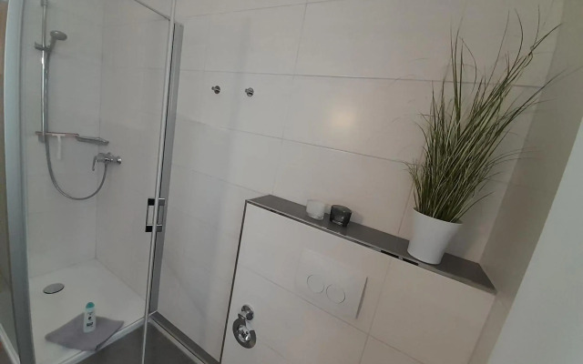 Ferienwohnung und Gästezimmer Iburgblick