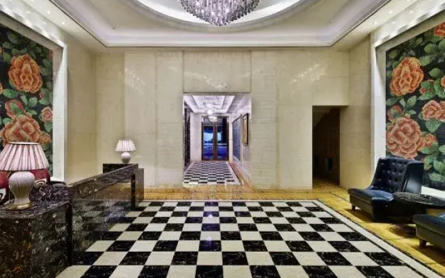 Count Diamond Hotel