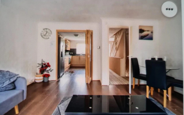 Home in Medway 3bedroom Free Sports Free Parking