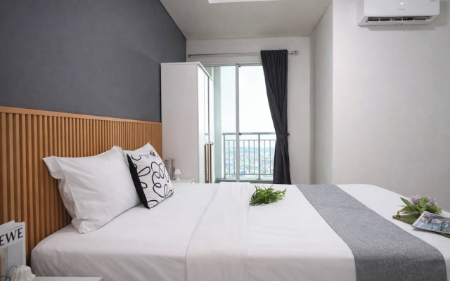 Restful 2Br With Sea View At Apartment Green Bay Condominium