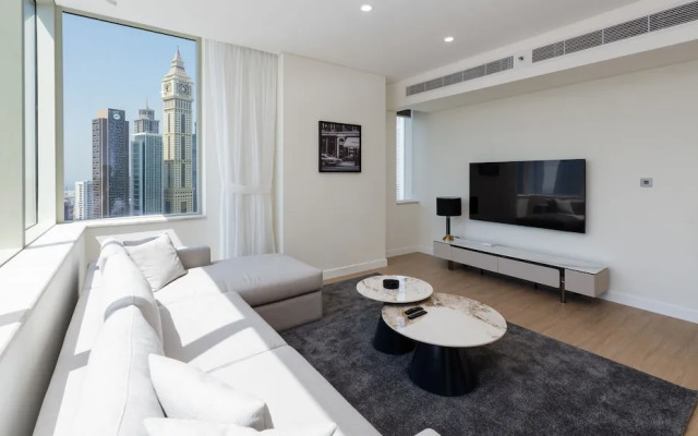Pristine Difc 2BR w Pool Gym