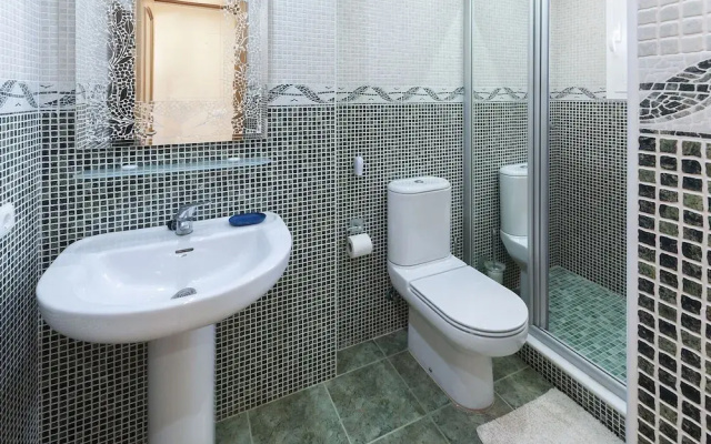 Golden in Gandia With 3 Bedrooms and 3 Bathrooms