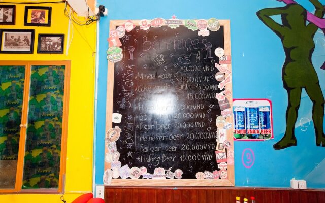 Отель Halong Party Hostel Вьетнам, Халонг - отзывы, цены и фото номеров - забронировать отель Halong Party Hostel онлайн вид на фасад