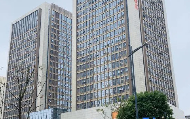 Yingtan Manshiba Apartment (Guoxi Building Branch)