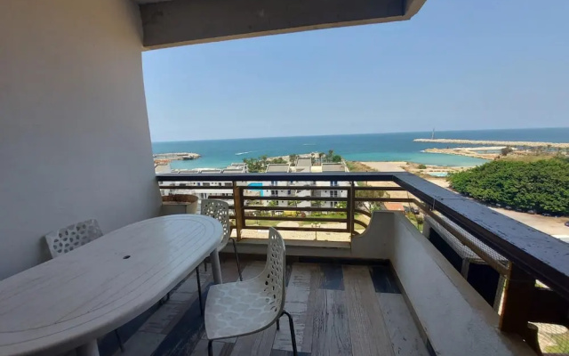 1 Bed Chalet - Sleeps 2 - Pets - Pool - Smoking